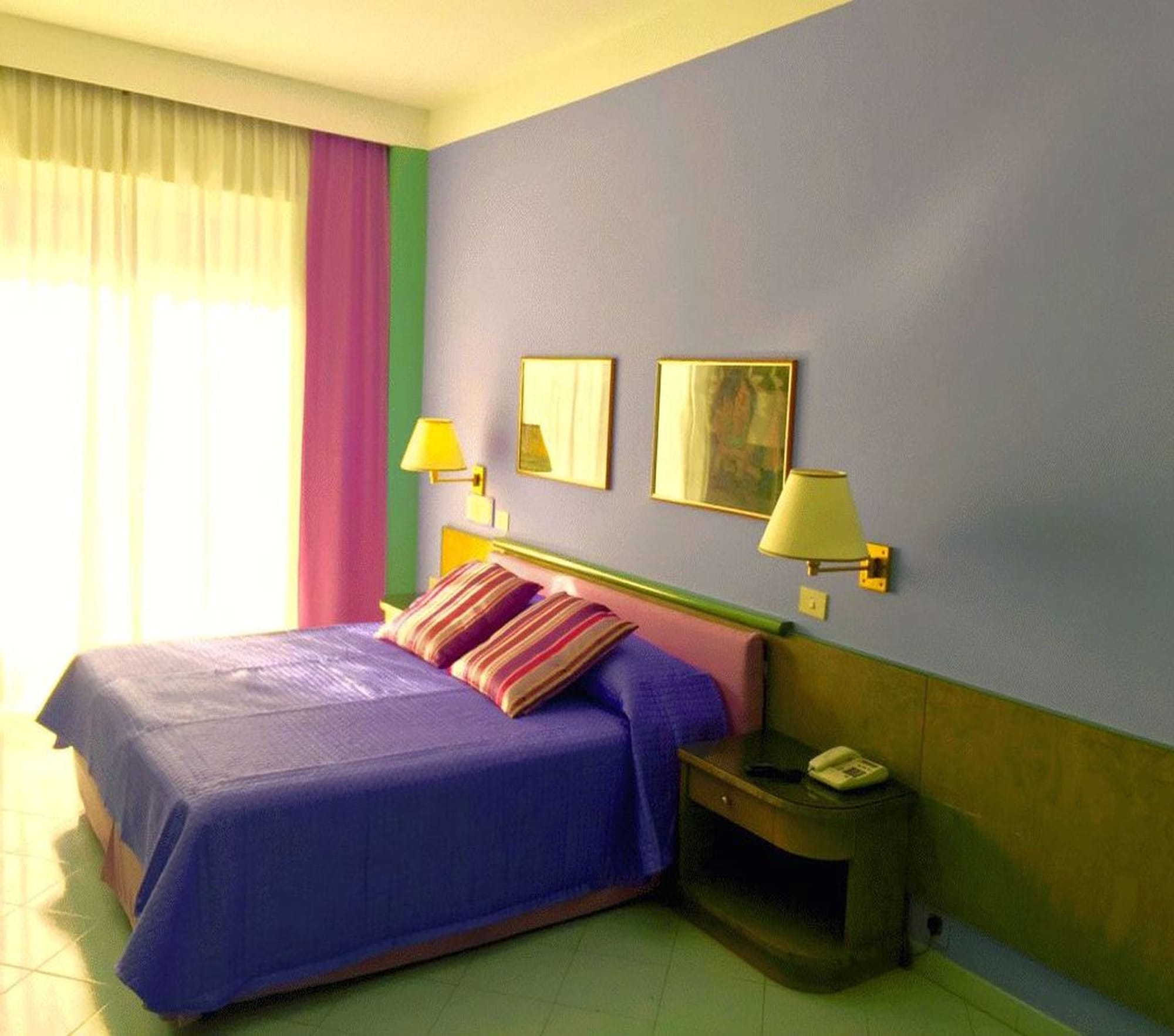 花园景标准三人间 - 带阳台