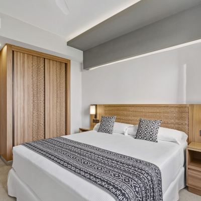 Family Room Hotel Riu Palace Santa Maria Promo Code