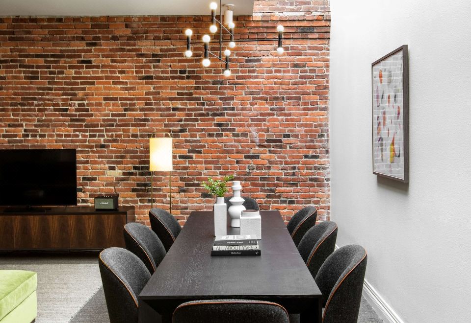 至尊特大床套房（Alexis）