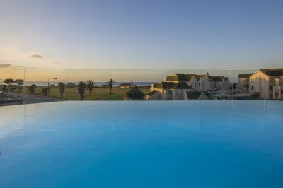 Radisson Blu Hotel, Port Elizabeth Отели в г. 