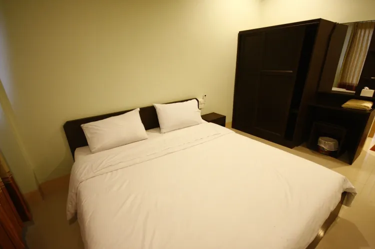 ห้องสแตนดาร์ด เตียงใหญ่ 1 เตียง