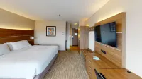 Holiday Inn Express SOUTH BURLINGTON by IHG のホテル