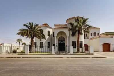 Lagoon Suites Guesthouse CC Hotels in 