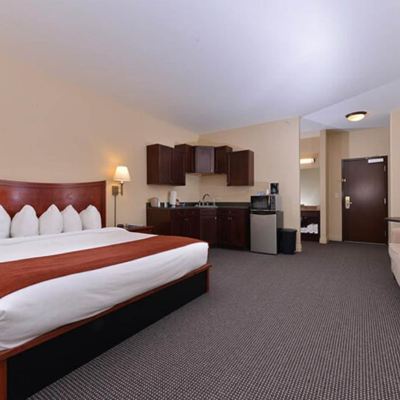 King Suite With Kitchen Blue Spruce Inn Promo Code