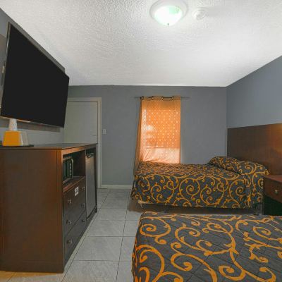 2 Queen Beds Smoking With Kitchenette Texana Inn Promo Code