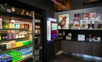MOXY Minneapolis Uptown - Housity