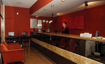 Cesar Park Hotel - Housity