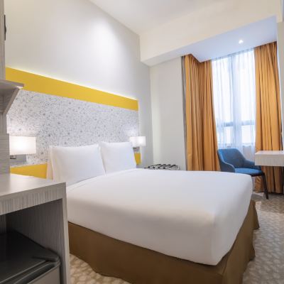 Bilik Queen Standard Kupon Holiday Inn Express & Suites Johor Bahru