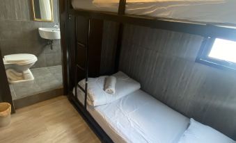 Bed Bangkok Hostel