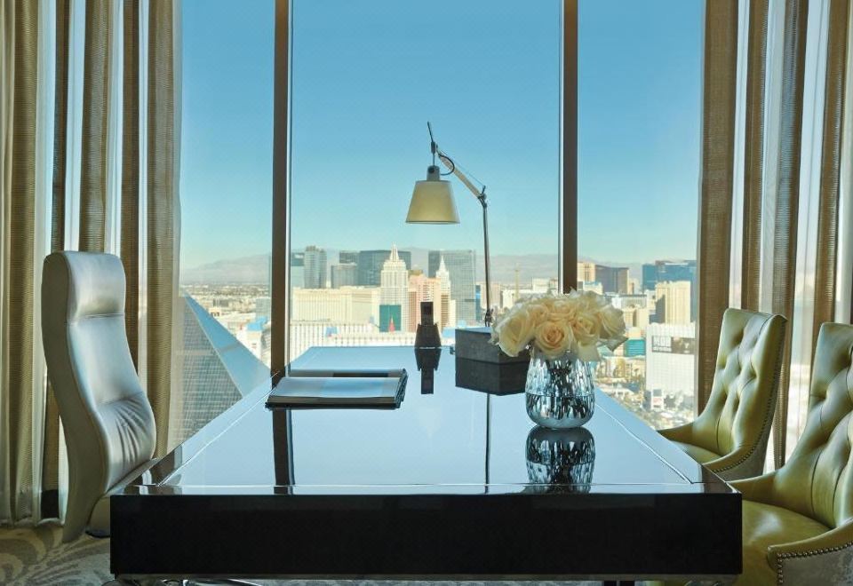 總統街景套房 - 帶1張特大床