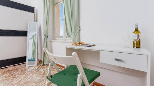 带海景的双人房