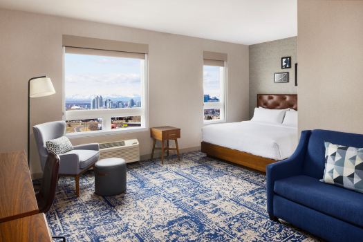 Four Points by Sheraton Calgary Airport