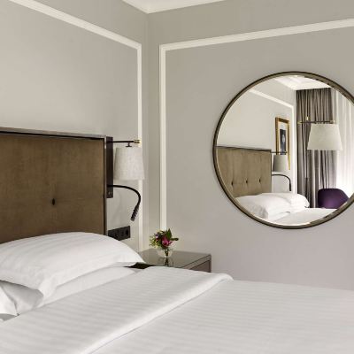 Queen Room Hyatt Regency London - the Churchill Promo Code