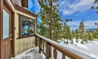 Mv17 Amazing Lake View & Spacious 2 Bedroom Ski Cabin with Hot Tub