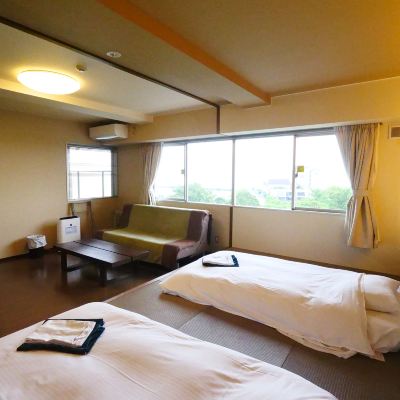 Special Room With Open-Air Bath [Deluxe Suite] [Japanese-Western Room] [Non-Smoking] [Lake View] グリーンホテルＹｅｓ長浜　みなと館 クーポン