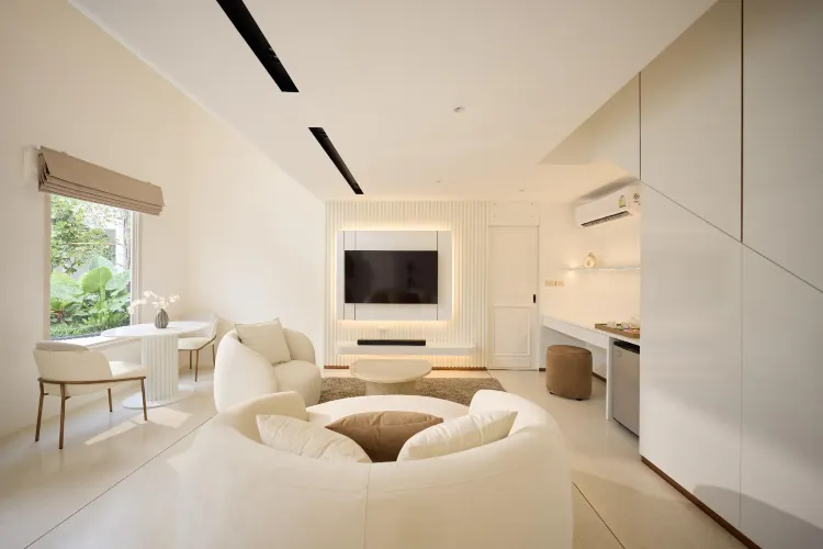 ห้องดีลักซ์ พร้อมวิวสระว่ายน้ำ