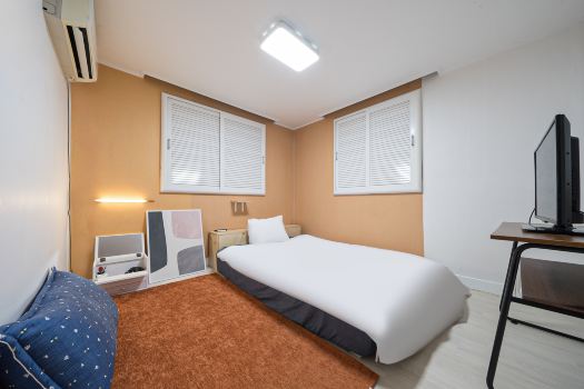 Jeju Donggung Motel