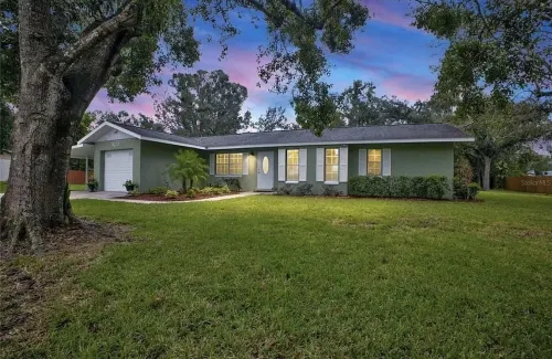 Peach Paradise-Enjoy a cozy retreat in the country!
