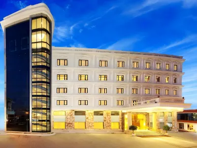 Anandha Inn Convention Centre and Suites Hotels in 