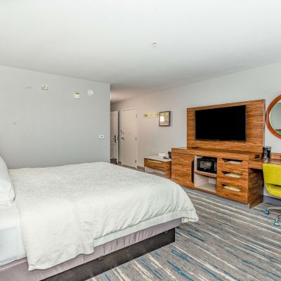 1 King Mobility/Hearing Access Tub Studio Ns Hampton Inn & Suites Fort Worth-West-I-30 Promo Code