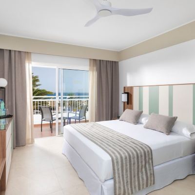 Double Room With Balcony And Sea View Hotel Riu Paraiso Lanzarote - All Inclusive Promo Code