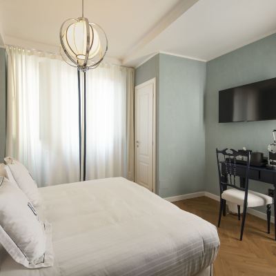 Basic Double Room Relais Uffizi Promo Code