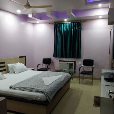 Deluxe Double Room, Non Smoking, City View M S Hotel Promo Code
