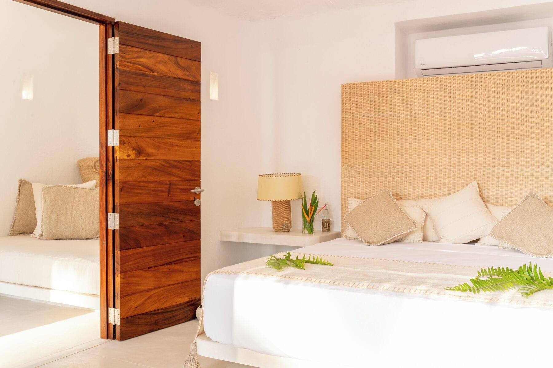 标准房（一特大床，海景）（小屋火烈鸟套房）