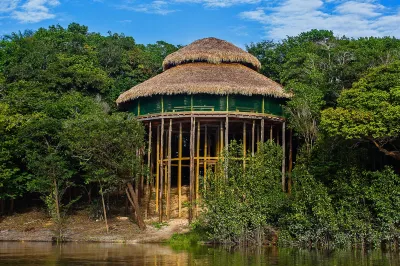 Juma Amazon Lodge Hotele w: 
