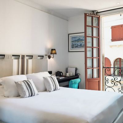 Standard Double Room with Double Bed Hôtel Txoko Promo Code