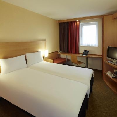 無障礙標準雙床房 雷丁中心宜必思酒店優惠