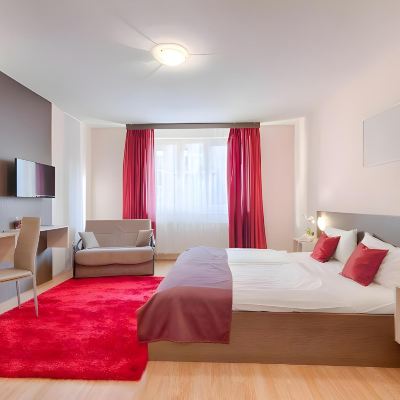 Triple Room-Non-Smoking Triple M Hotel Promo Code