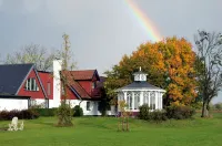 Torsborgs Gård Отели в г. 