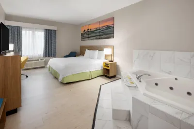 Days Inn & Suites by Wyndham Seaford Hotels in 