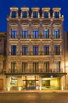 Historico Central Hotel Hotele w: 