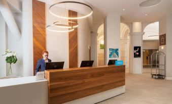 Hilton Garden Inn Bucharest Old Town - Housity