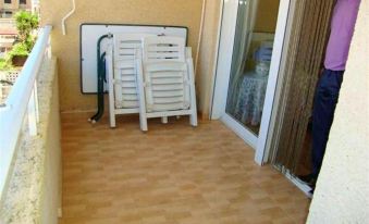 Apartment with One Bedroom in Canet d'en Berenguer, with Furnished Terrace - Near the Beach