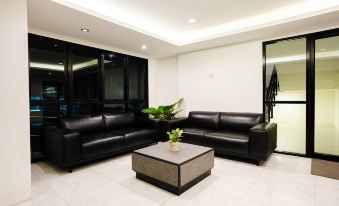 JS Hotel - Housity