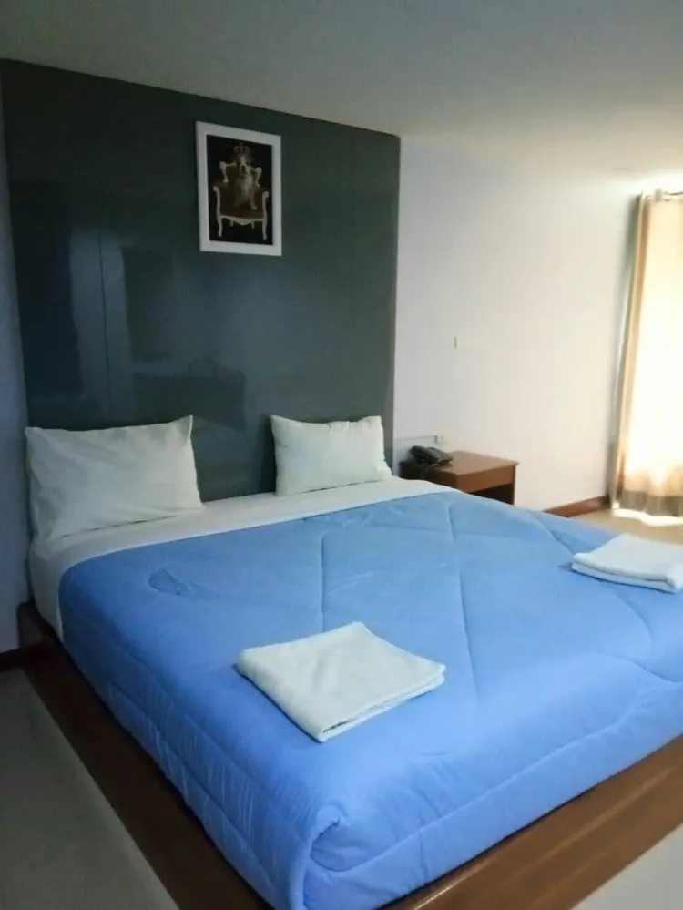 ห้องสแตนดาร์ด เตียงใหญ่ 1 เตียง