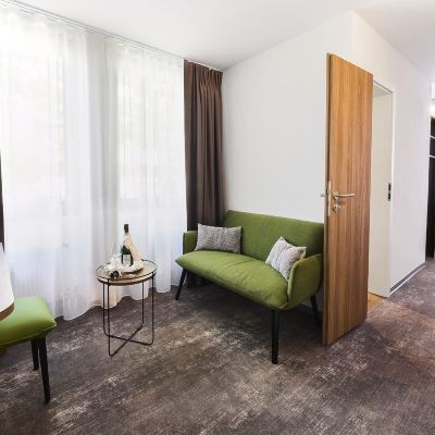 Premium Room Astoria Hotel Promo Code