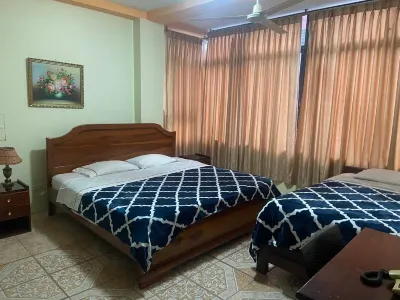 Hostal La Colina Hotel di 