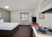 WoodSpring Suites Colonial Heights Fort Lee