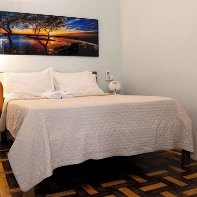 Basic Double Room With Shared Bathroom Mango Tree Ipanema - Hostel Promo Code