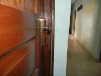 Chrysalis Guest House and Restaurant Hotel a 