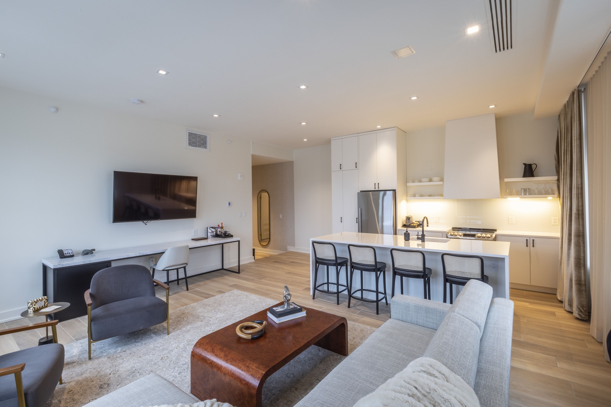 豪华套房， 2 间卧室， 厨房