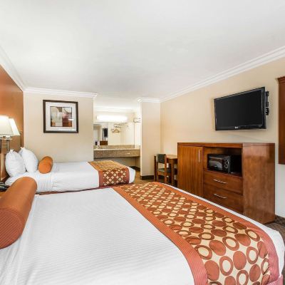 Standard Room, 2 Queen Beds, Non Smoking Rodeway Inn & Suites Canyon Lake I-15 Promo Code