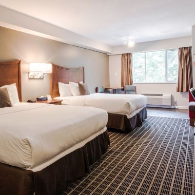 Deluxe Room, 2 Queen Beds, Kitchenette Gibsons Garden Hotel Promo Code