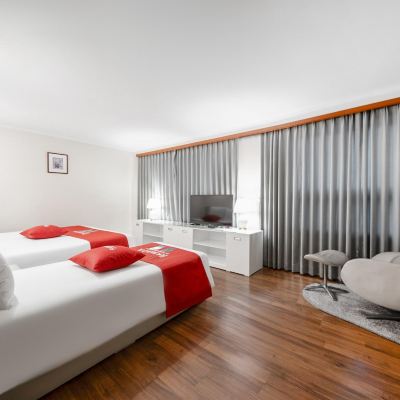 디럭스룸 싱글침대 2개 더 조선호텔 수안보 쿠폰