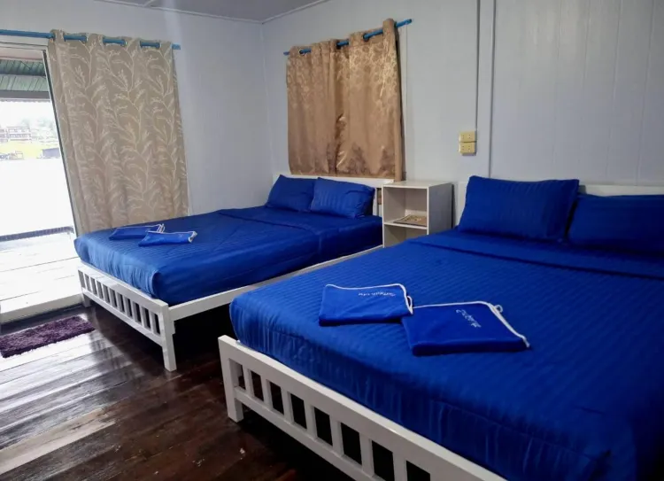 Riverside Deluxe Family