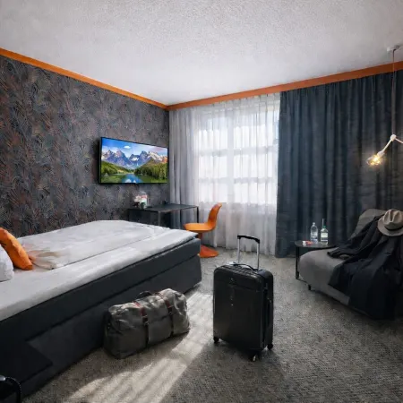 Hotel Maxplatz Отели в г. Хоф